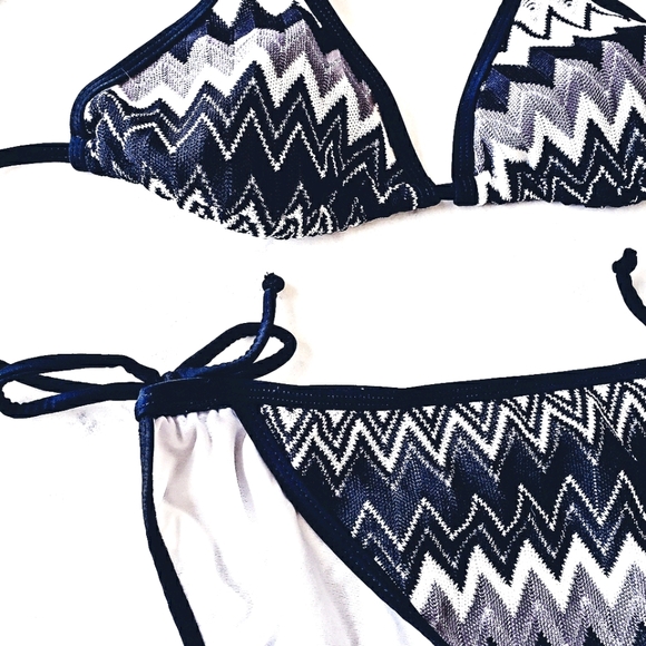 Xhilaration Other - Xhilaration Knit Black White & Gray Bikini Size S